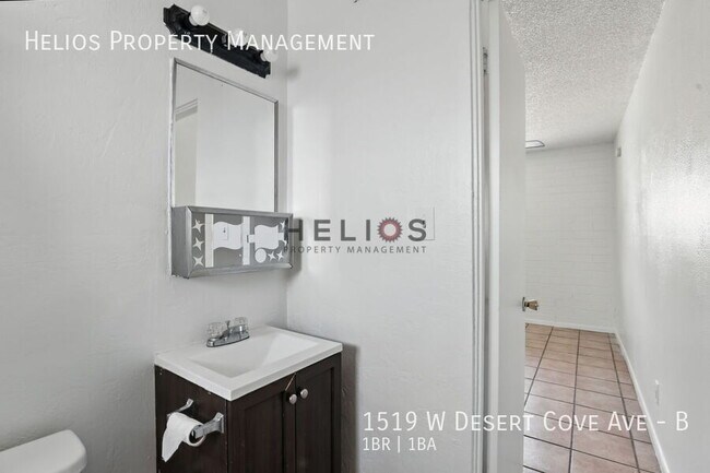 Building Photo - 1519 W Desert Cove Ave