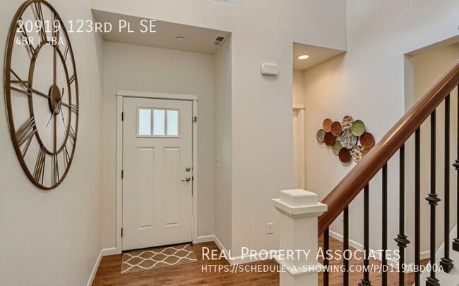 Building Photo - 20919 123rd Pl SE