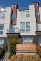 Building Photo - 16604 NE 85th St