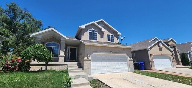 Primary Photo - 4 Bedroom Salt Lake Home!