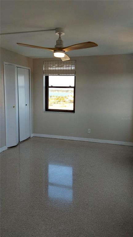 Building Photo - 10355 Paradise Blvd