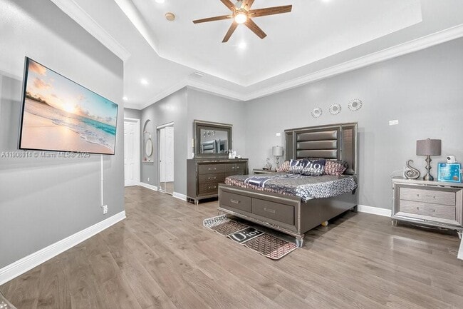 Building Photo - 6313 Paradise Cove