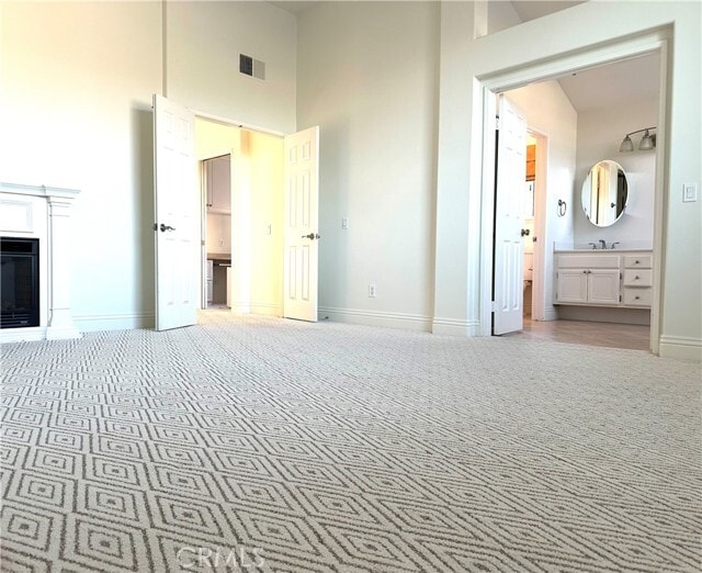 Building Photo - 50 Tavella Pl