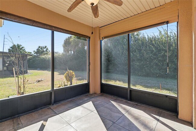 Building Photo - 156 Grand Canal Dr