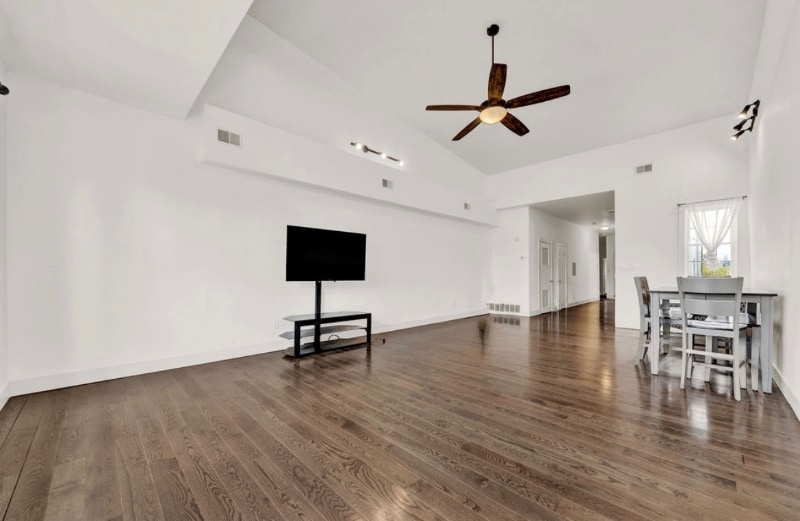 Building Photo - 1637 N 33rd St