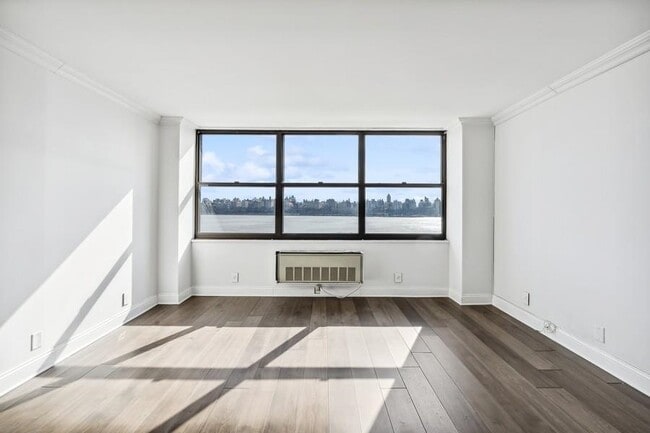 Building Photo - 7004 JFK Blvd E