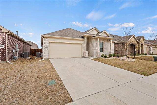 Building Photo - 3708 Milkweed Rd