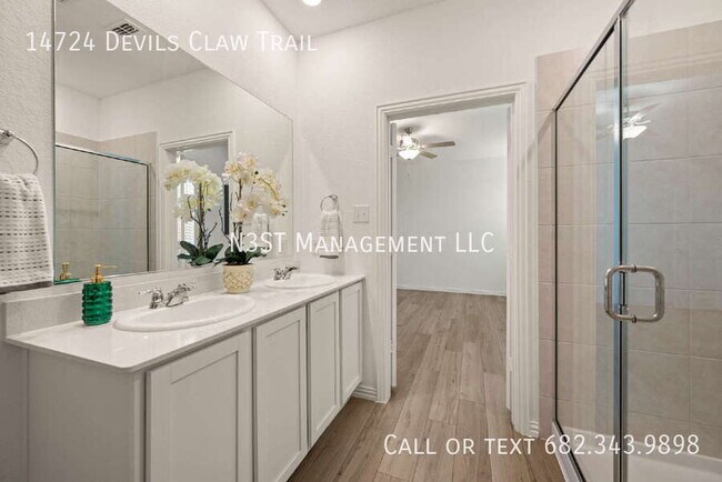 Building Photo - 14724 Devils Claw Trl