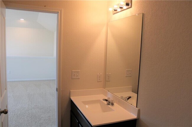 Building Photo - 3708 Canaan Matthew Dr