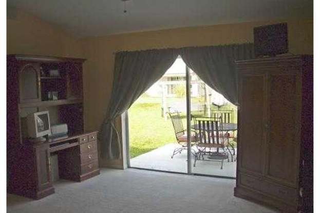 Building Photo - 7347 Pulteney Dr