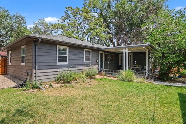Building Photo - "Charming 3-Bed Home in Longmont – Spacious 1400 Sq Ft Living!"