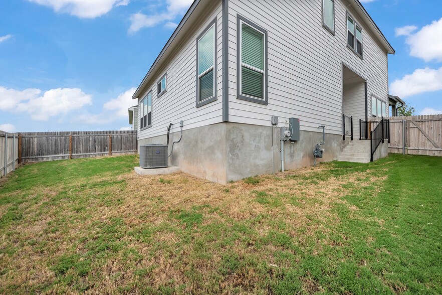 Building Photo - 8616 Torrita Dr