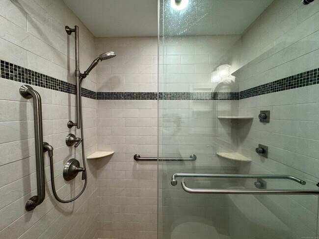 Building Photo - 11 River Colony