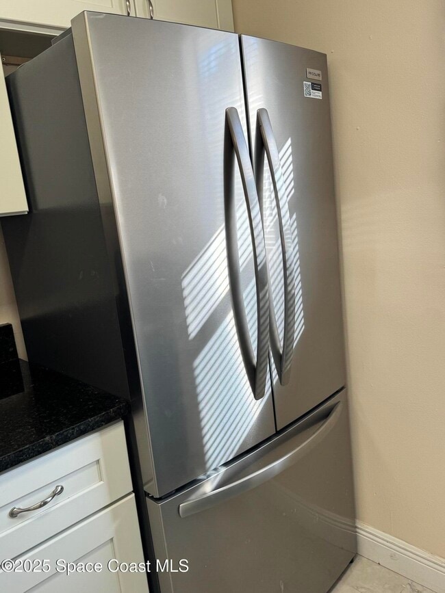 Building Photo - 2398 Fox Hollow Dr