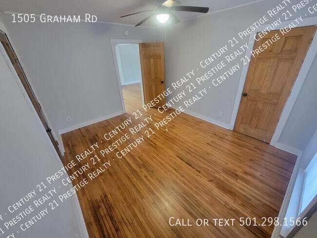 Building Photo - 1505 Graham Rd
