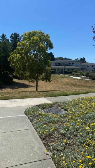 Building Photo - 4205 Starboard Ct