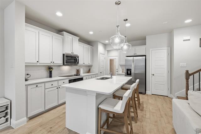 Building Photo - 6132 Bursey Rd