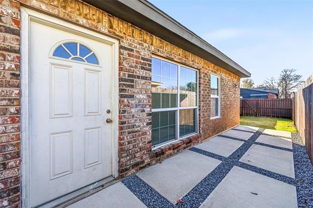 Building Photo - 4645 Carr St