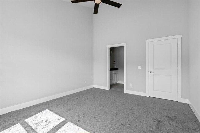 Building Photo - 657 Sun Meadows Loop