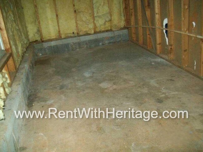 Building Photo - WOW!!....AMAZING HOME 4Bd/3Ba PLUS OFFICE/ UPGRADES GALLORE/ FULL FIN. BSMNT
