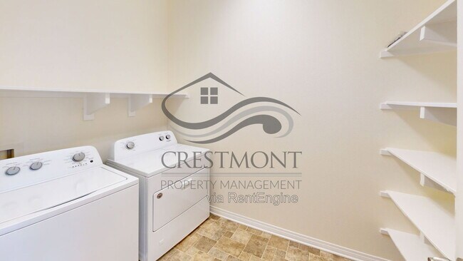 Building Photo - 515 Surfbird Ln