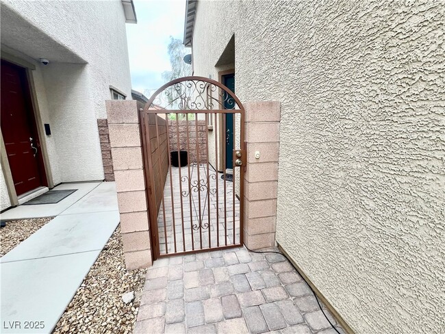 Building Photo - 8667 W Moon Crater Ave