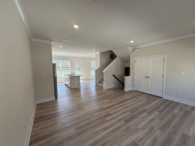 Building Photo - New Townhome Near Route 50 & Downtown Cambridge- RENT SPECIAL Free 2nd Months Rent
