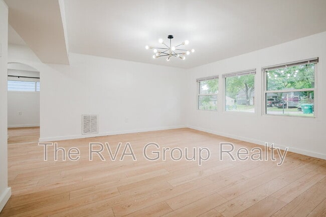 Building Photo - 5408 Westbourne Dr