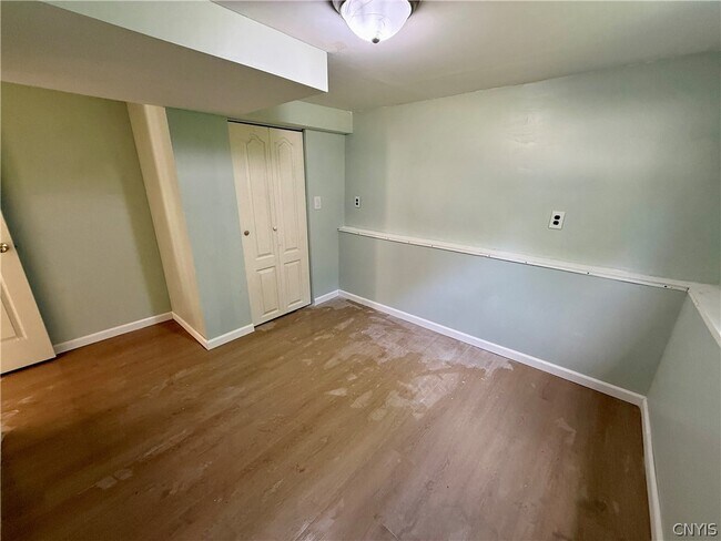 Building Photo - 4999 Windgate Rd