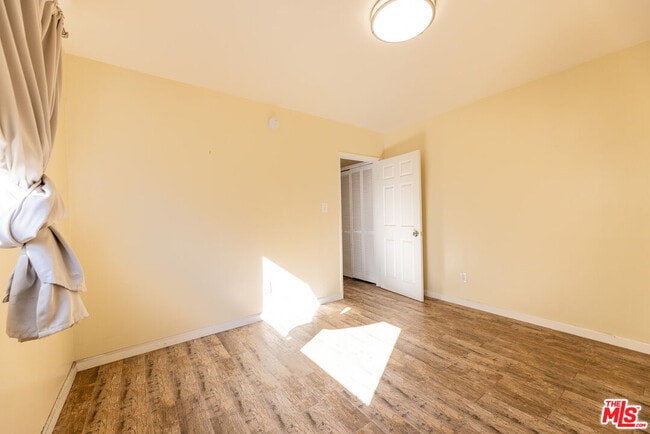 Building Photo - 1118 Waterloo St