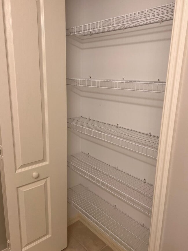 Building Photo - Osprey Cove 2/2-