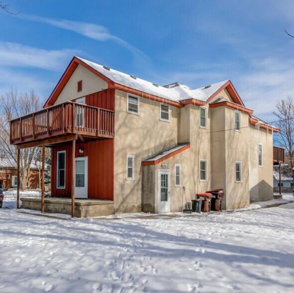 Building Photo - 579 7th Ave