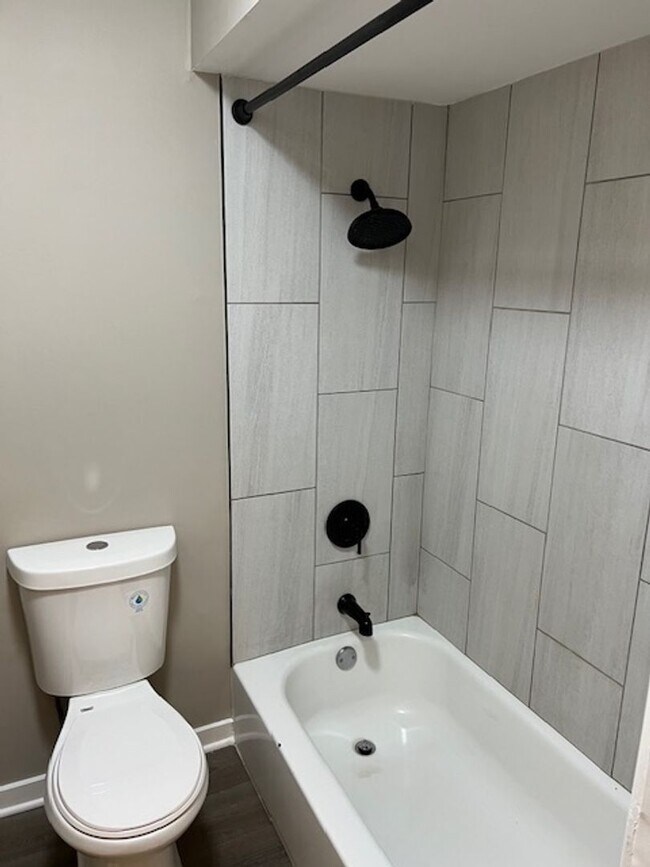 Building Photo - 1700 Light Road