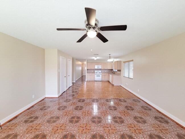 Building Photo - 3 bedroom one story home on large corner lot. Home has hard flooring throughout living areas and ...