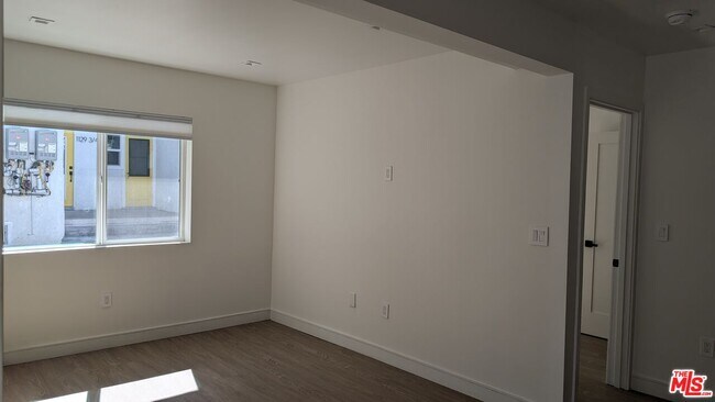 Building Photo - 1125 Lodi Pl