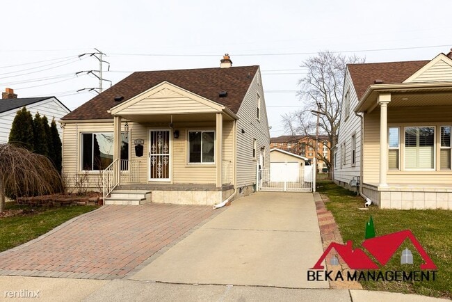 Primary Photo - 3 br, 2 bath House - 5296 Curtis St
