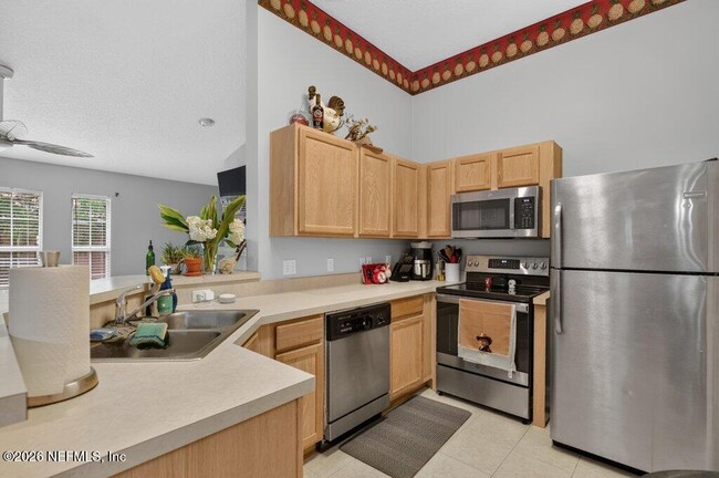 Building Photo - 77 Jardin De Mer Pl