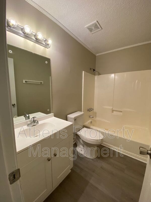 Building Photo - 187 Shoemaker Ct