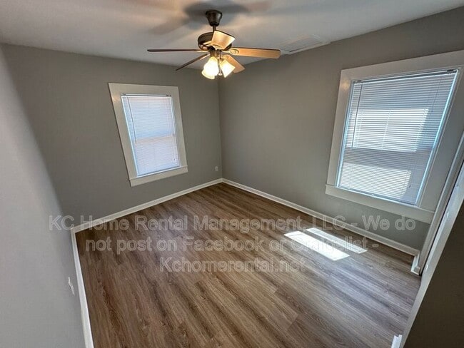 Building Photo - 4045 S Minnie St