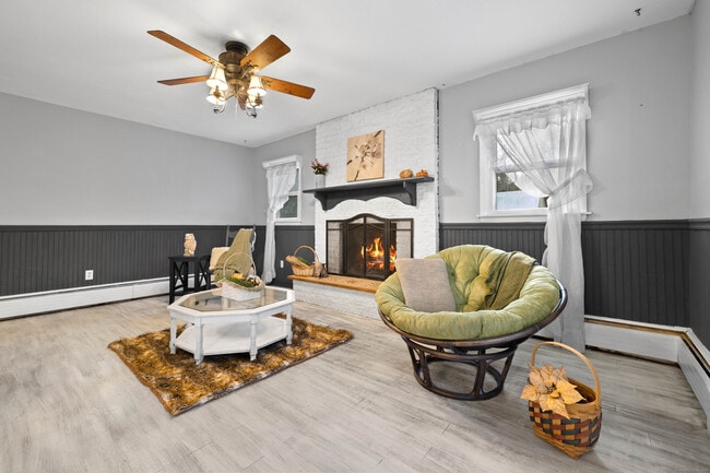 Building Photo - 15 Egypt Ln