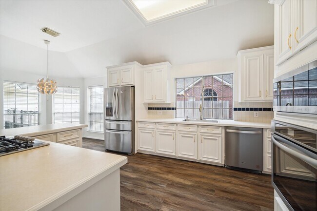 Building Photo - 23006 Greenrush Dr