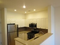 Building Photo - Incredible 1bed/1bath Condo Ideally Located in Belltown!