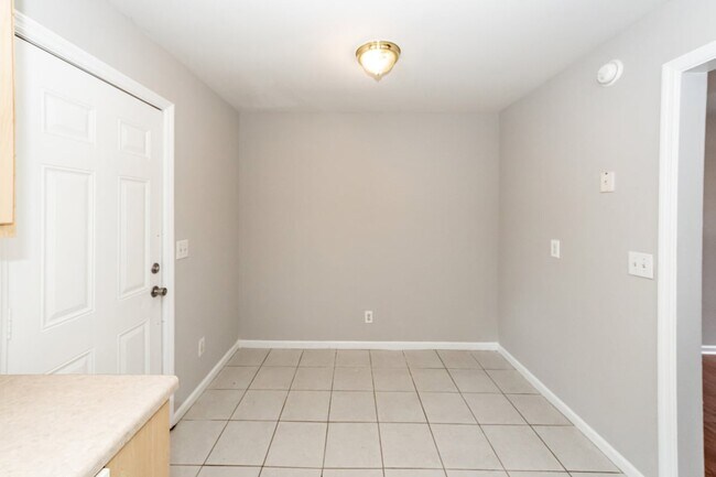 Building Photo - 2107 Rondo St