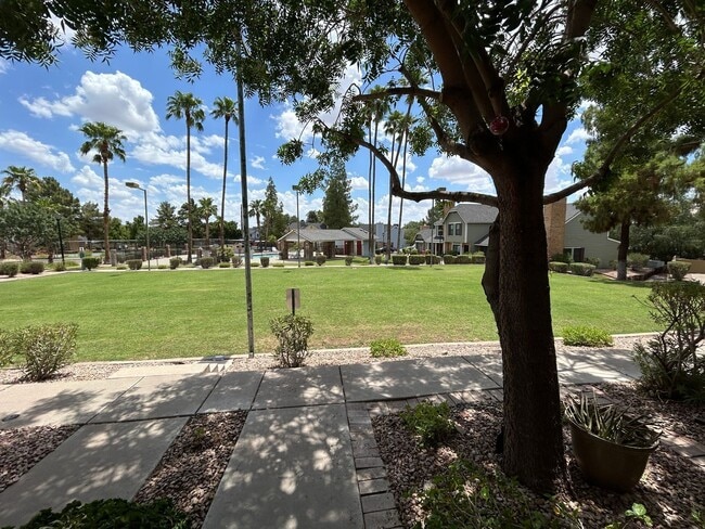 Building Photo - 9831 S 48th Way