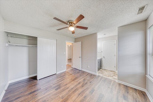 Building Photo - 2715 E 28th St