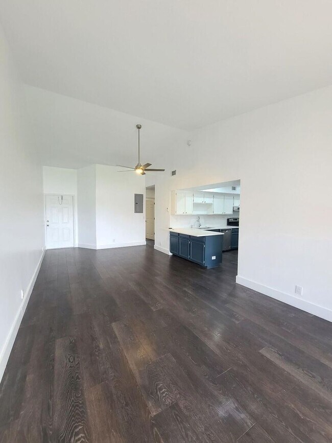 Building Photo - 3190 Leewood Terrace