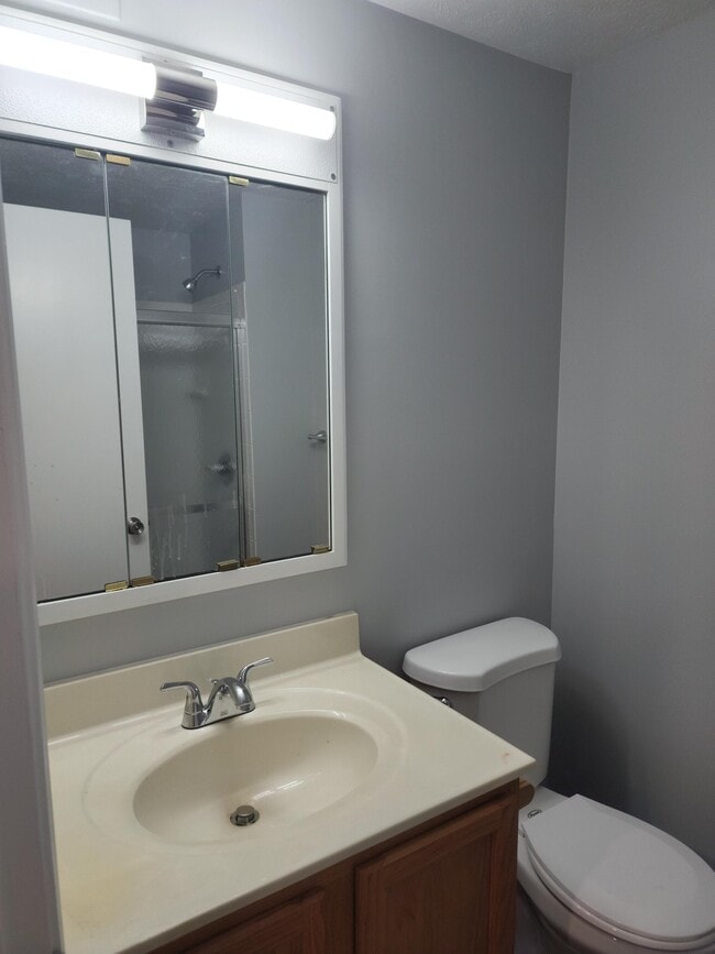 Building Photo - 9387 Horse Castle Ct