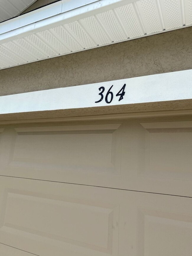 Building Photo - - Desirable Lake Diamond Subdivision 4/2/2...