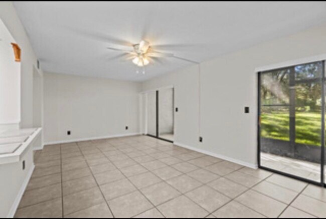 Building Photo - 37 Tarragona Ct