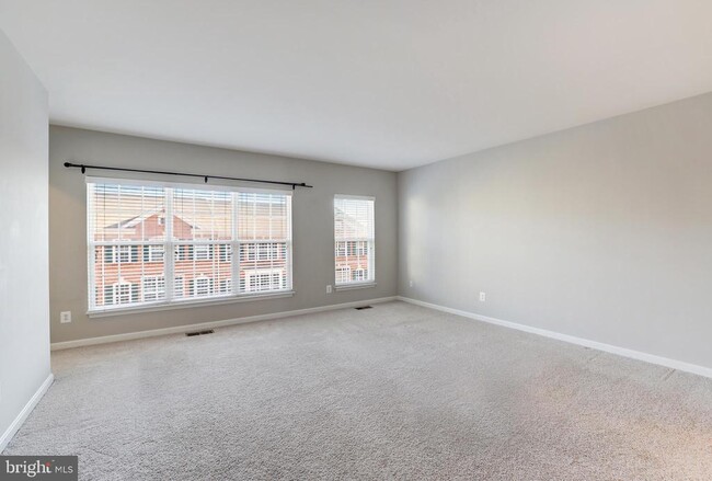 Building Photo - 22753 Verde Gate Terrace